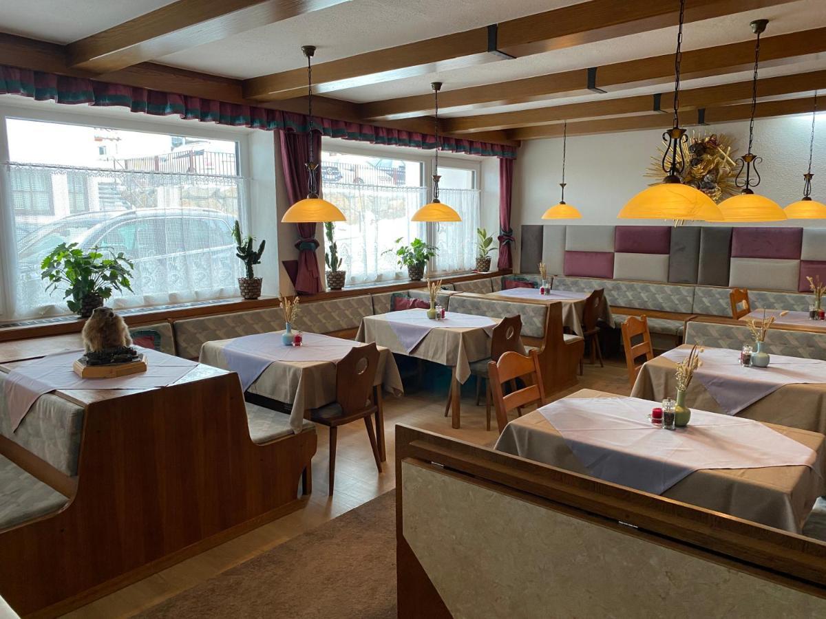 Gaestehaus -Pension Edelweiss Vent Bagian luar foto