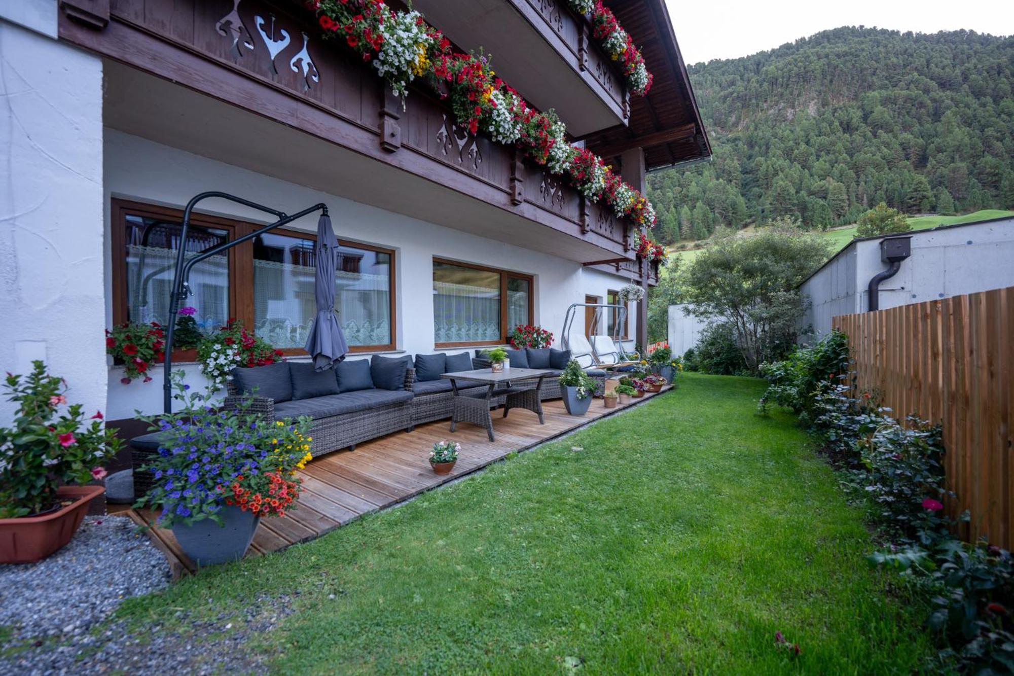 Gaestehaus -Pension Edelweiss Vent Bagian luar foto