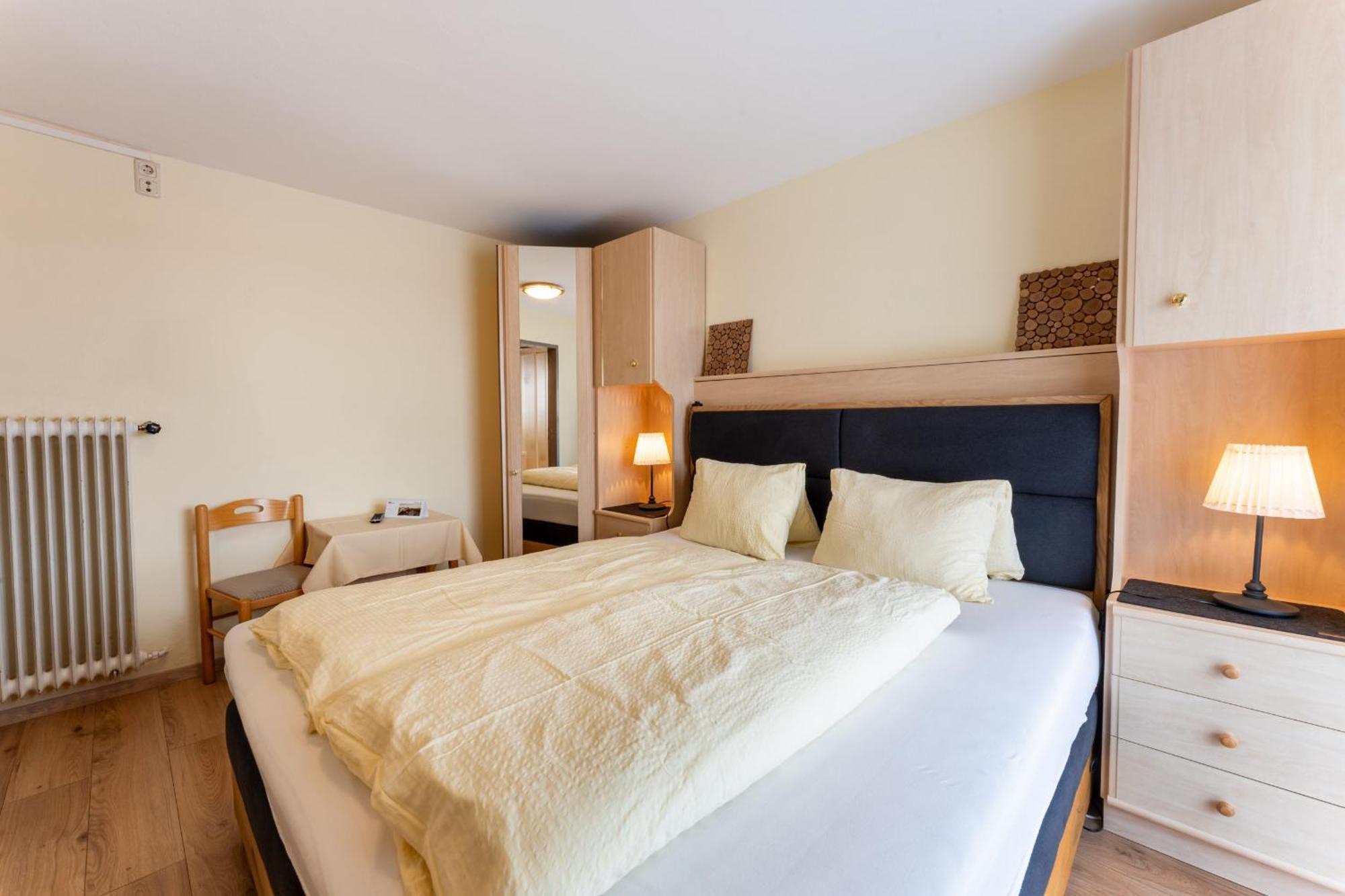 Gaestehaus -Pension Edelweiss Vent Bagian luar foto