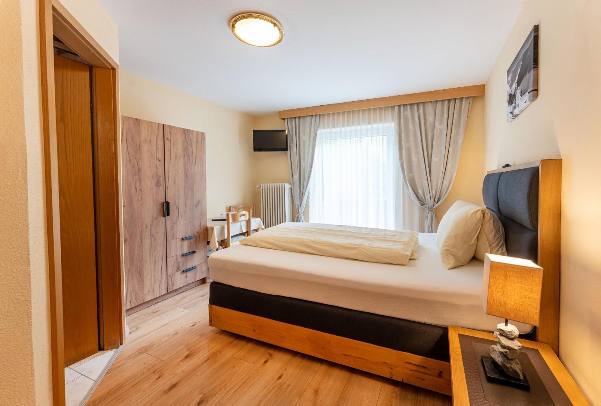 Gaestehaus -Pension Edelweiss Vent Bagian luar foto